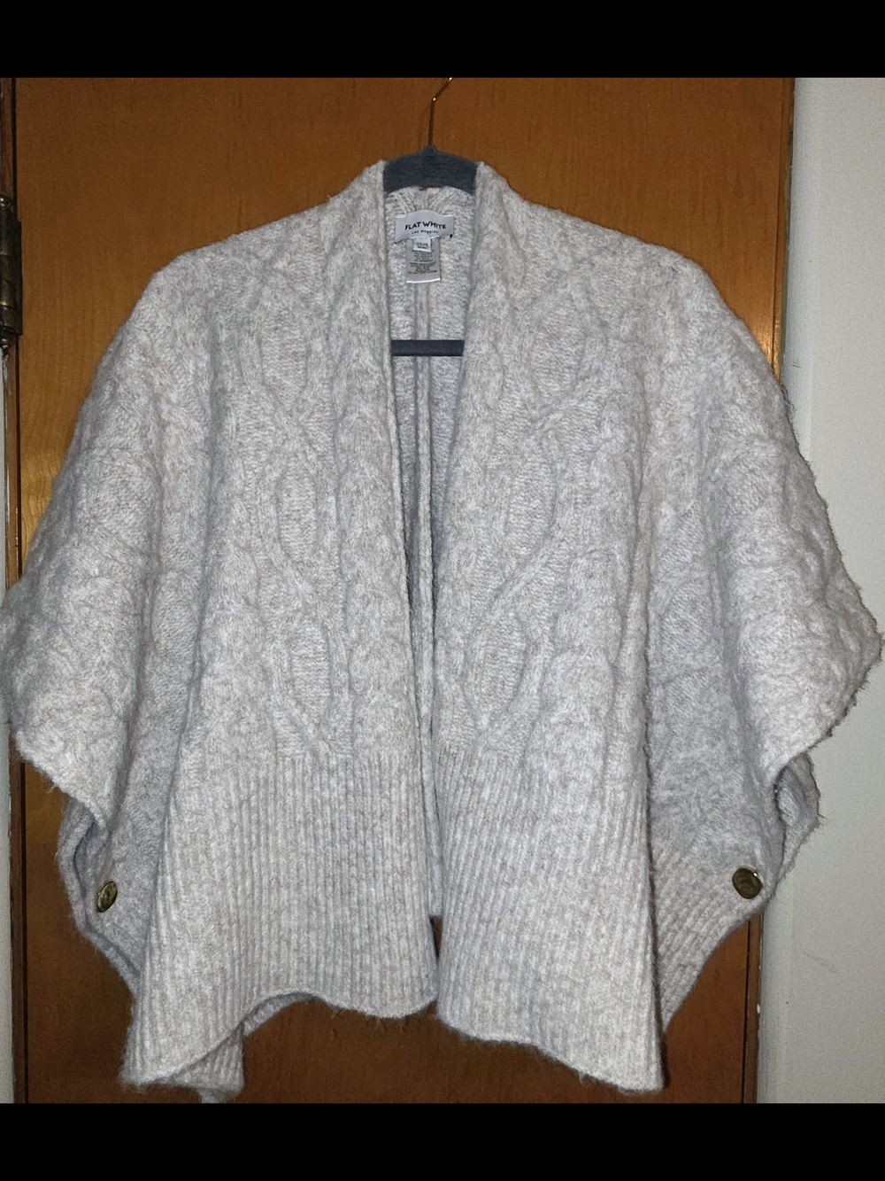 Cozy Cable-Knit Shawl Poncho - Light Gray